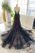 Load image into Gallery viewer, Trumpet-Mermaid Court Train Lace Tulle Wedding Dress
